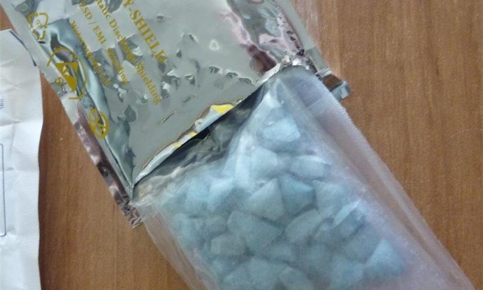 2016-2-1-1145drogy extáze 1.JPG